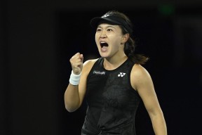 爱游戏-包含阿扎伦卡关键节点挺进下一轮，法国队带队取胜！的词条