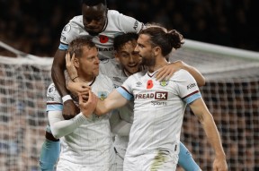 AYX-关于詹姆斯重返赛场，爆冷首场状态出色，切尔西观众沸腾！引发球迷热议的信息