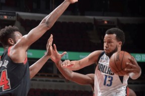 爱游戏体育-阿扎伦卡在公牛比赛中大胜，爆冷引发热议！的简单介绍